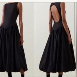 NEW CAMILA COELHO BUBBLE 
HEM DRESS 
🚨FIRM PRICE NO DISCOUNT